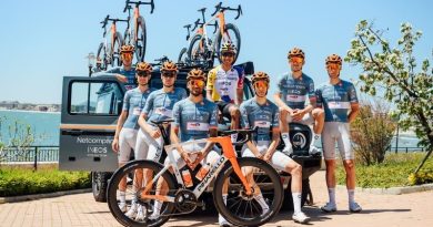 Bernal y Arensman lideran Netcompany Ineos