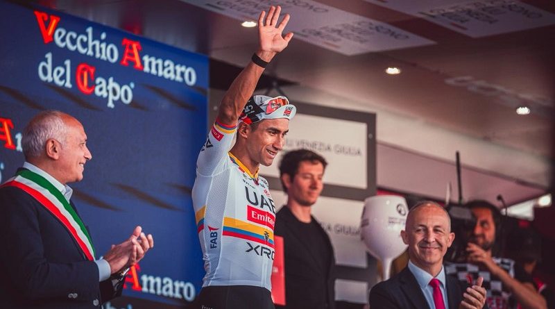 Ciccone nuevo líder, Egan cedió en Giro de Italia