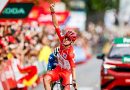 Otra etapa para Pogačar que sigue vestido de rojo